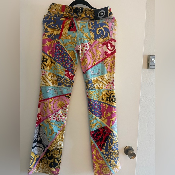 Vintage Versace Jeans Signature Gold Print Pants - Picture 4 of 6